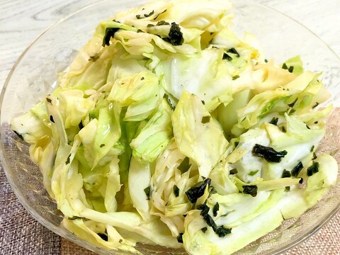 わかめご飯の素で簡単キャベツの浅漬け